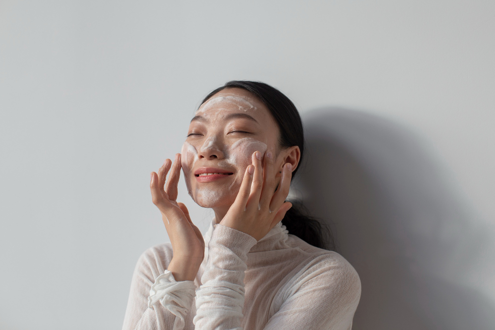 Why Zinc Oxide for Skincare is Essential in Every Products