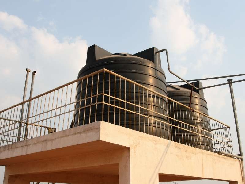 ukuran roof tank